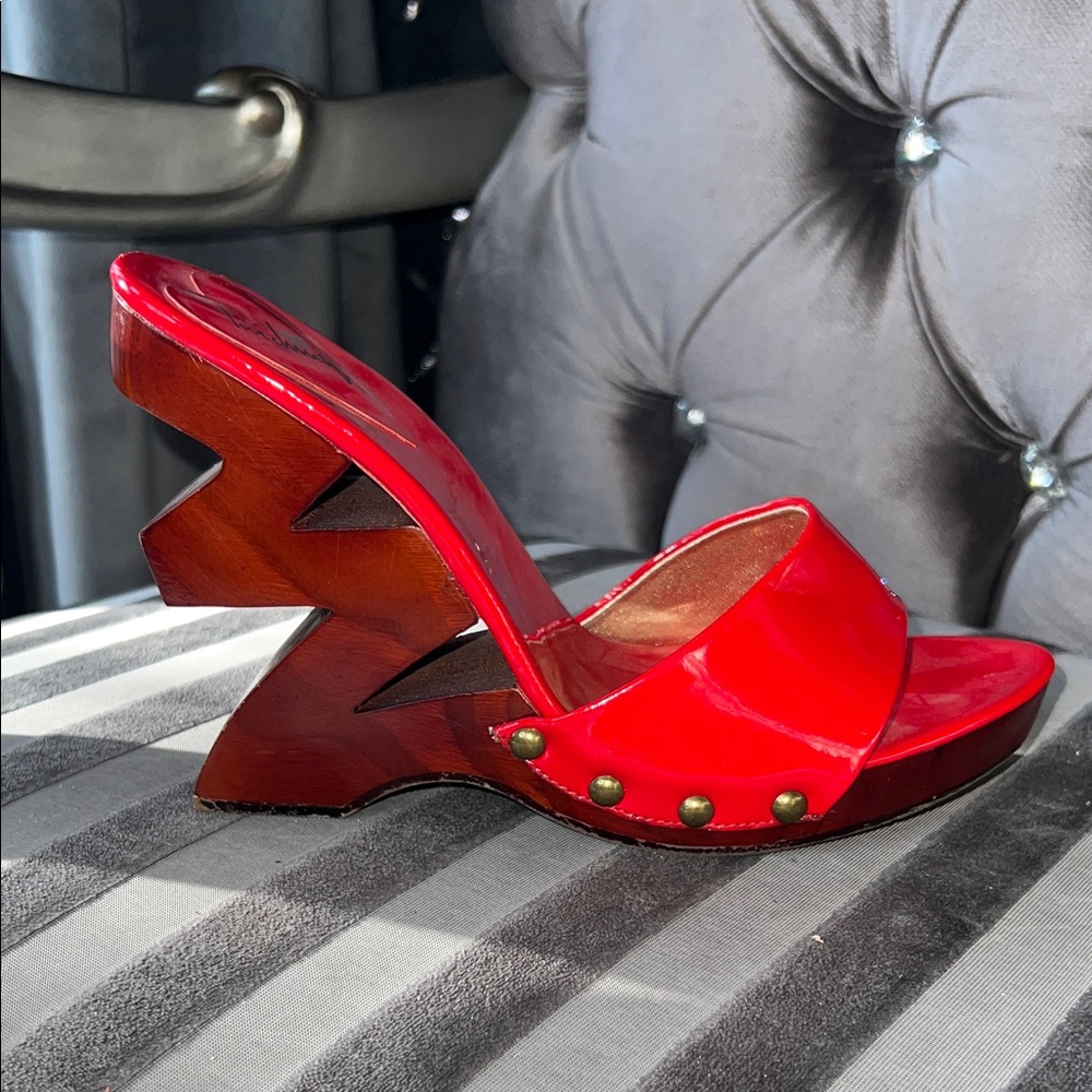 Luichiny Red Zigzag Heel Mules π - Picture 6 of 6